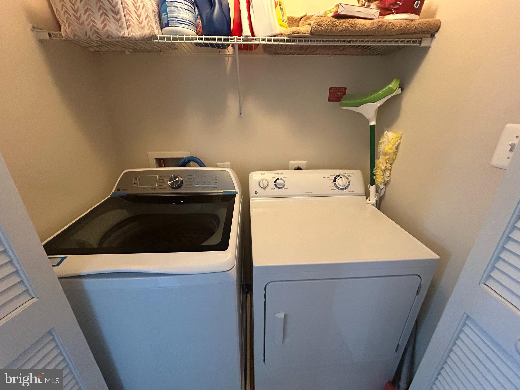 BROOKFIELD - Residential