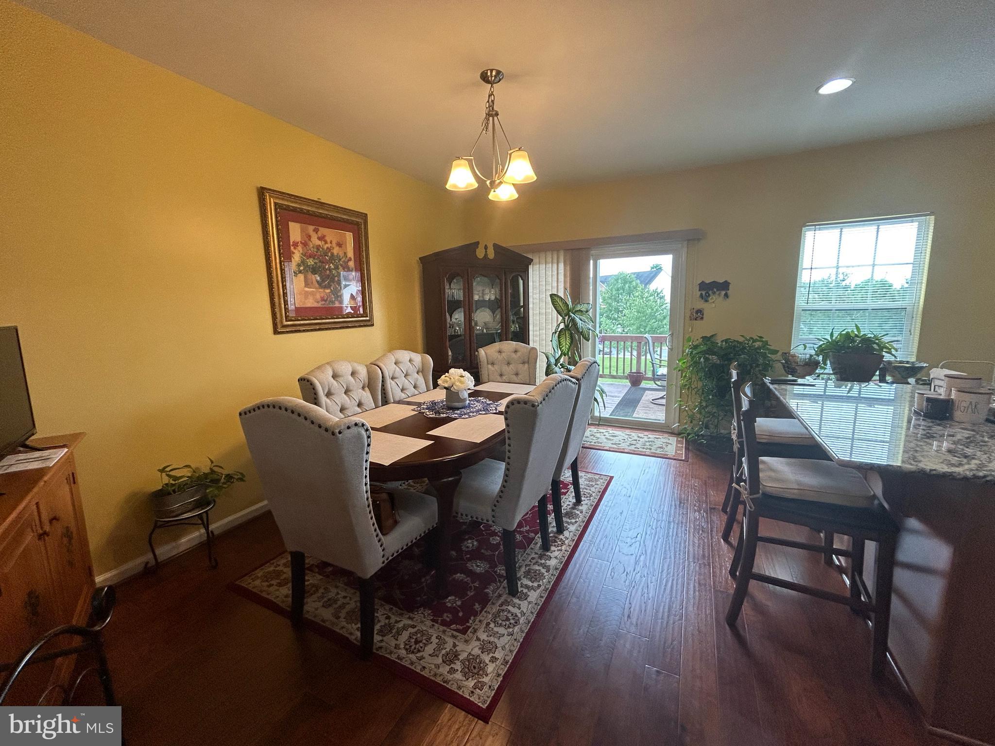 BROOKFIELD - Residential