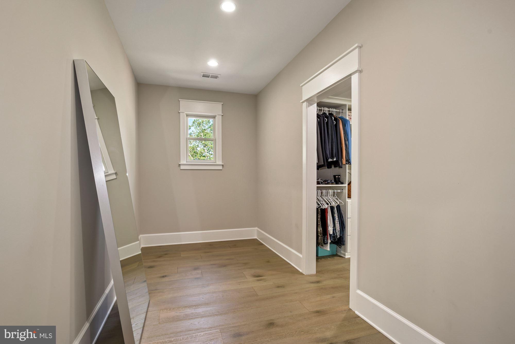 JACKSON ALBERT FARM - Residential