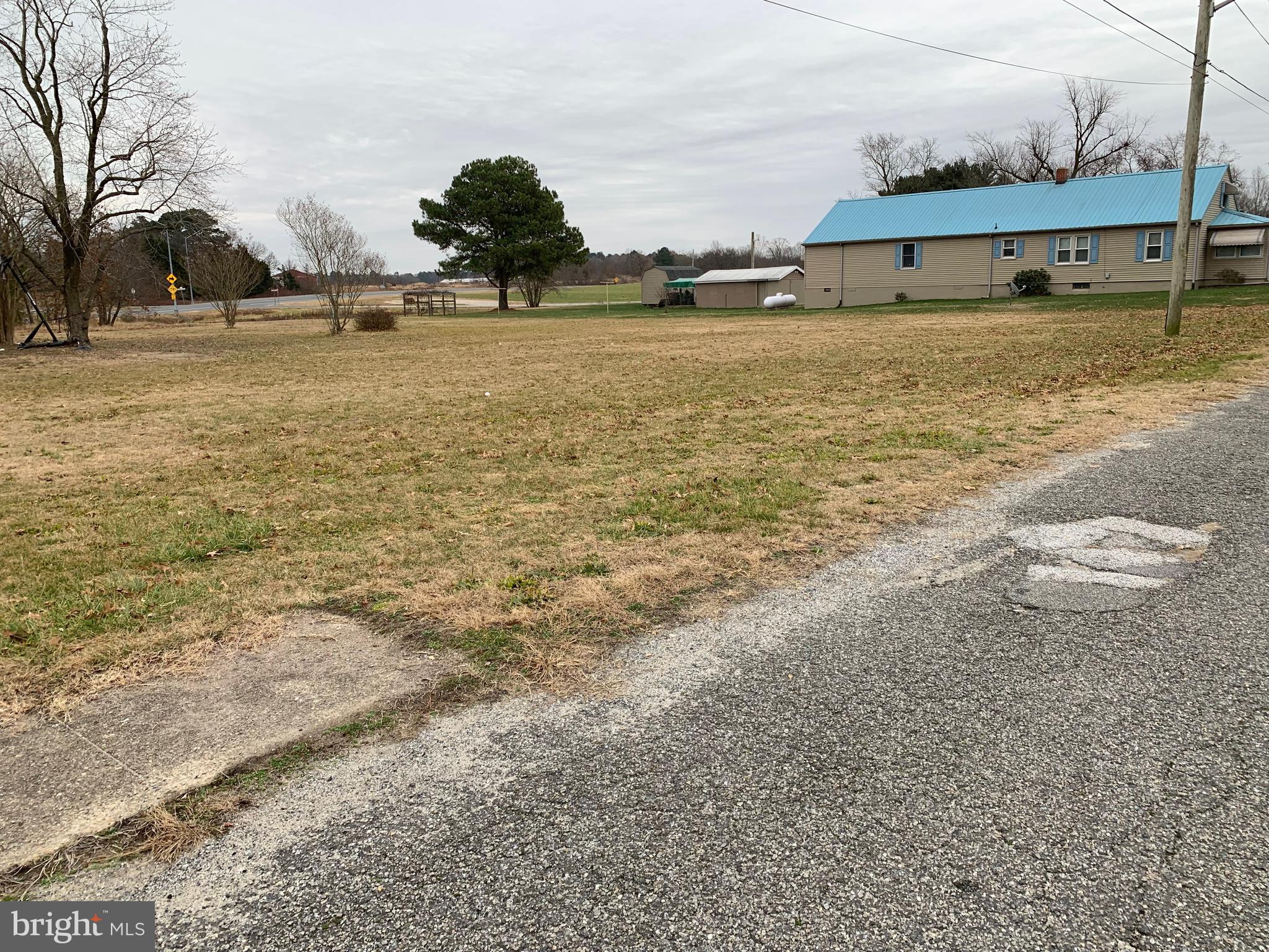 NONE AVAILABLE - Land