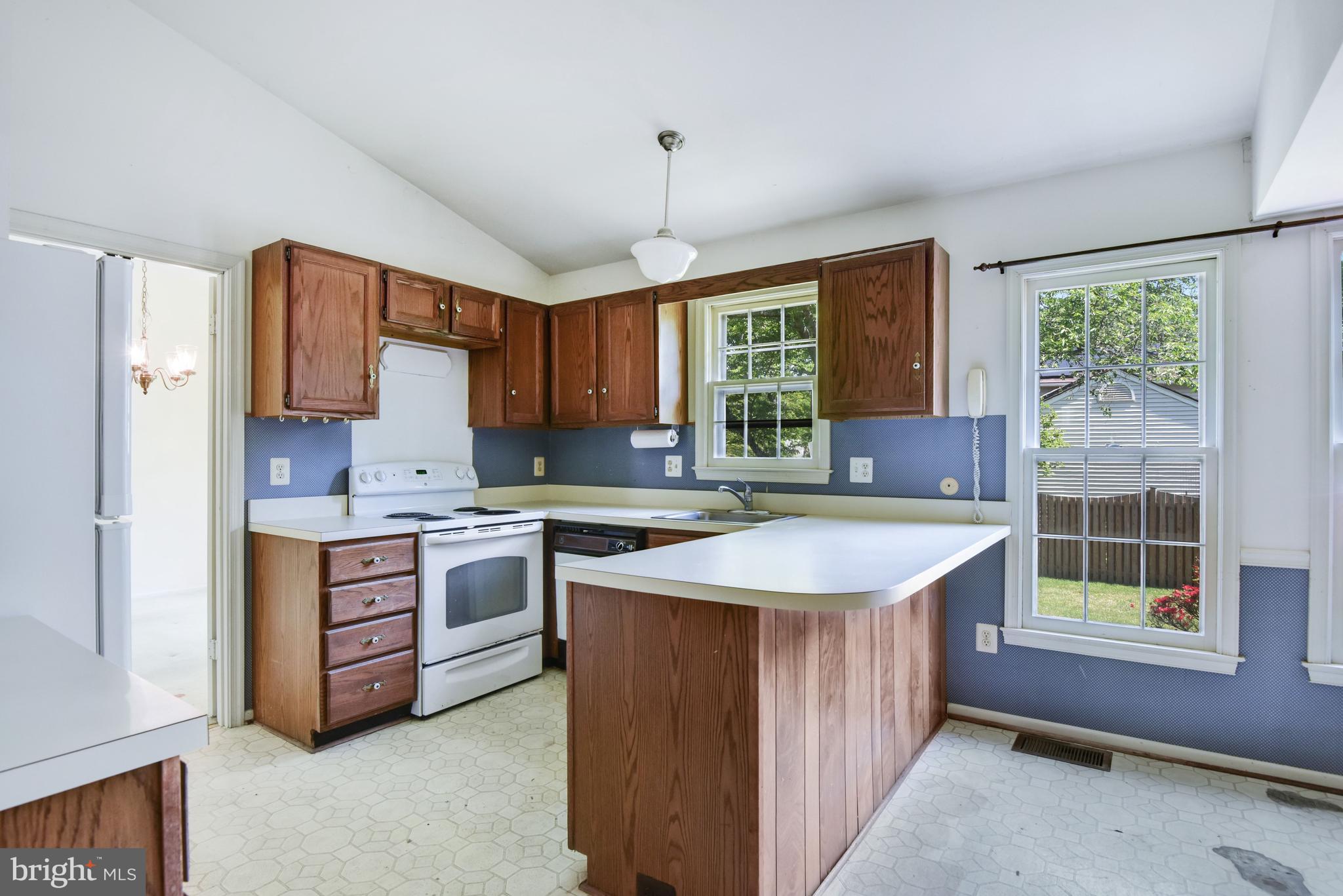 BURKE CENTRE - Residential