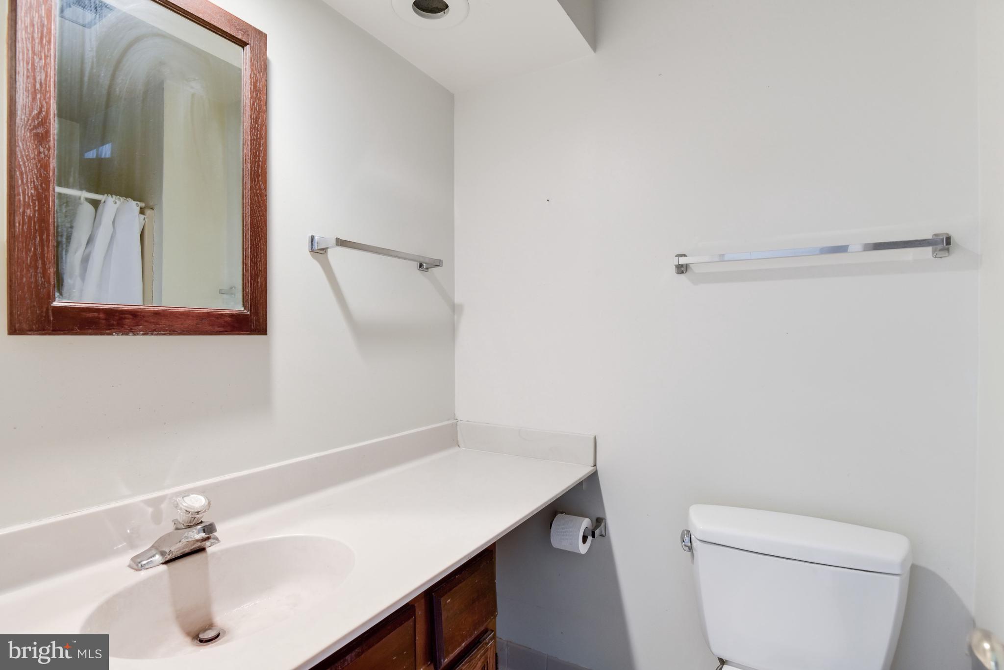 BURKE CENTRE - Residential