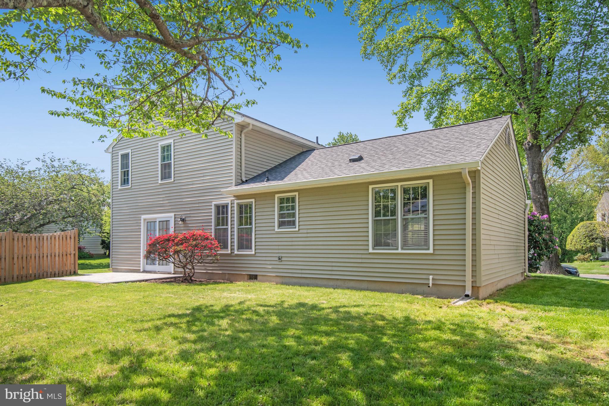 BURKE CENTRE - Residential