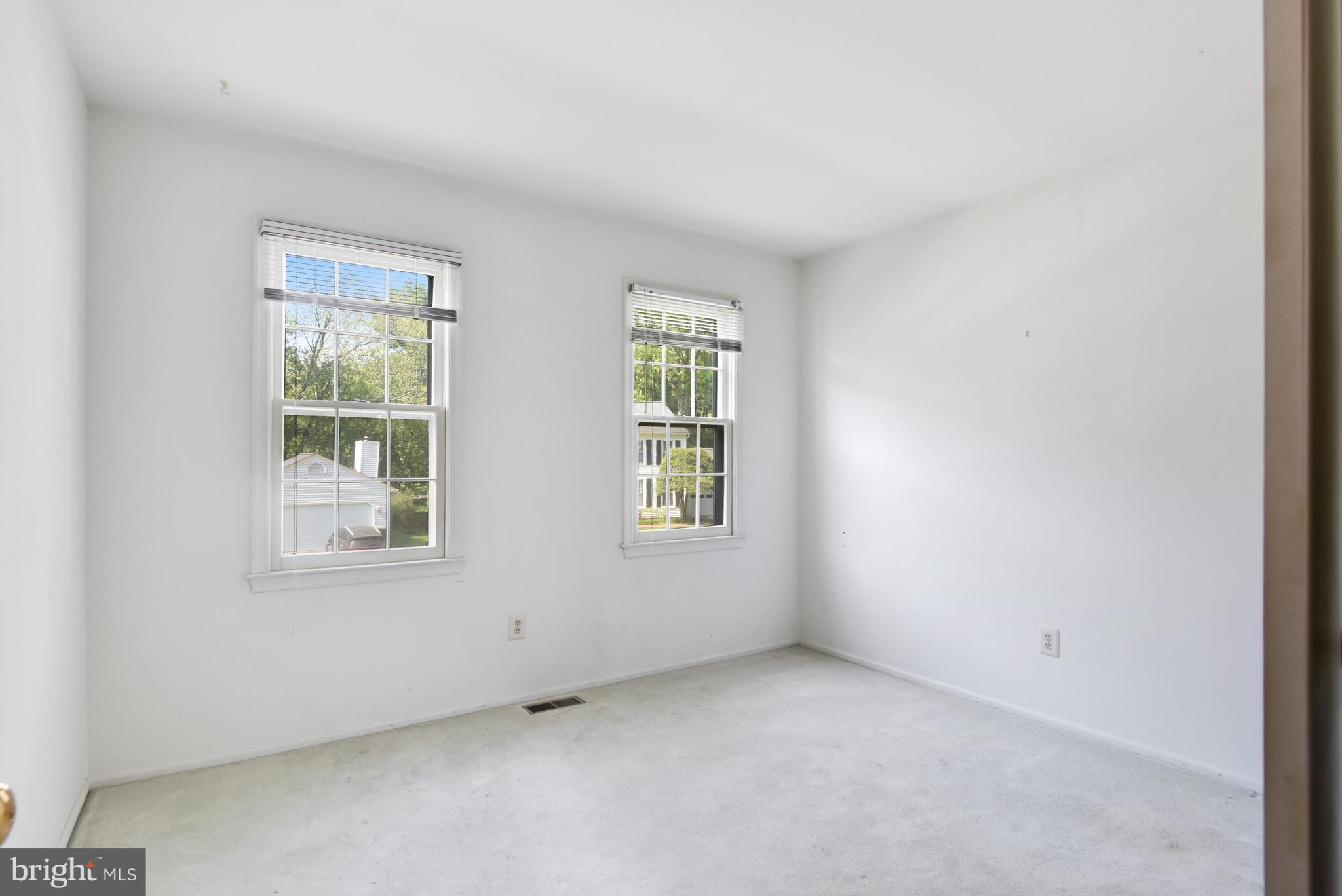 BURKE CENTRE - Residential