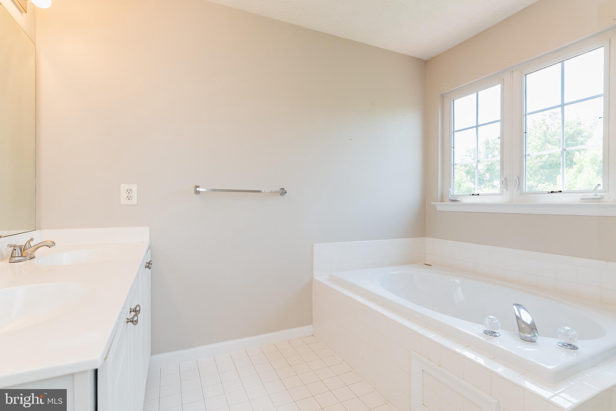 PERRY HALL FARMS - Residential