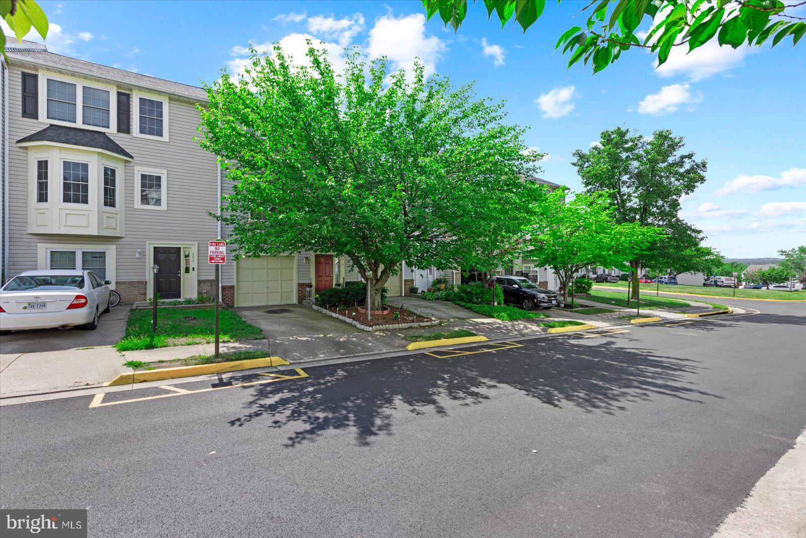 STONE RIVER - Residential