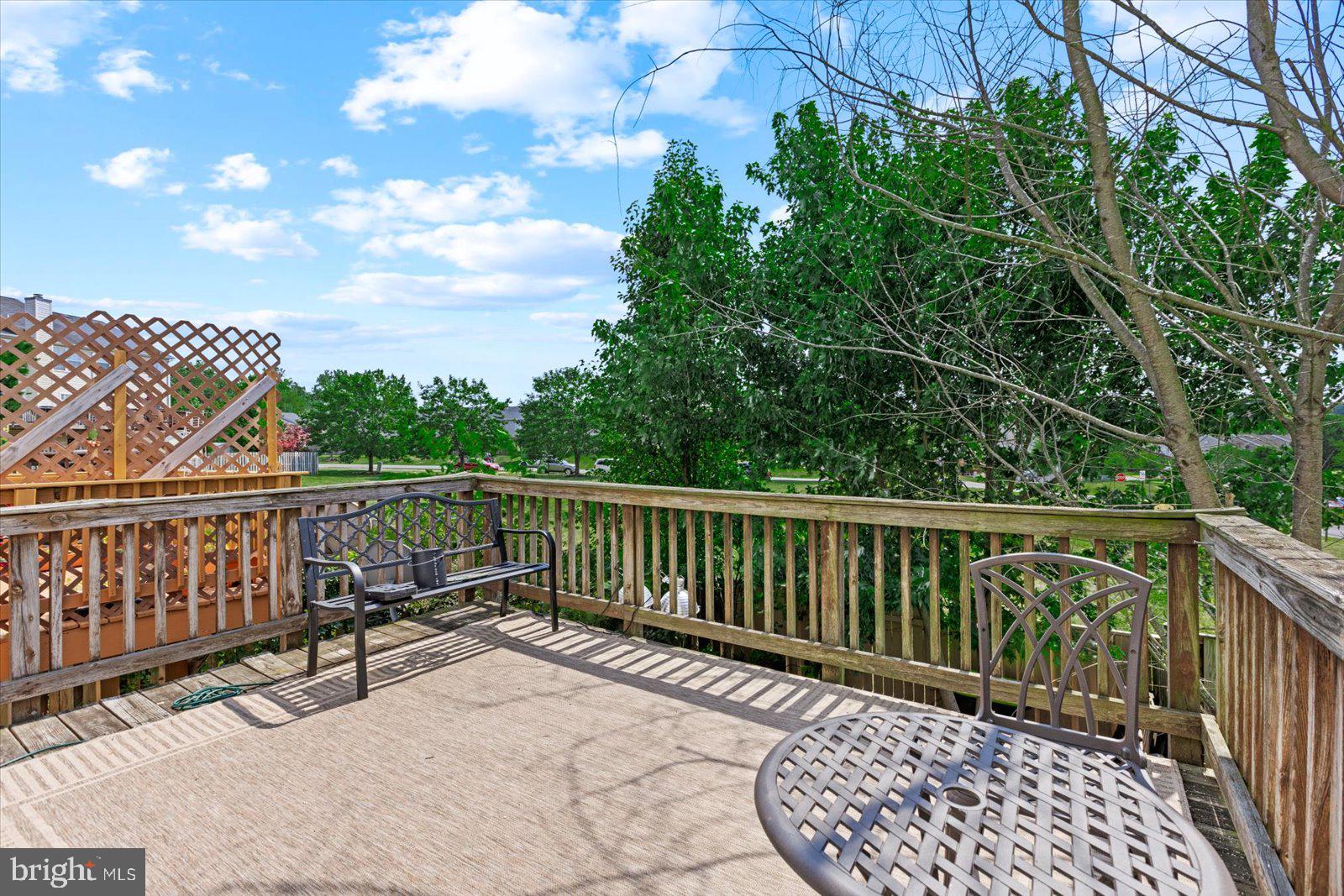 STONE RIVER - Residential