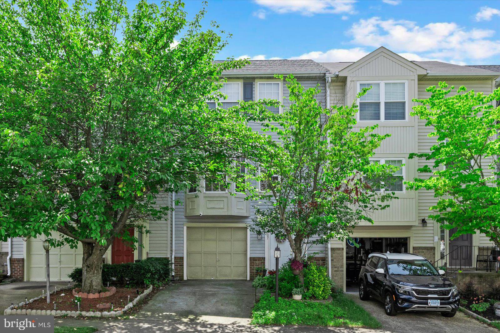 STONE RIVER - Residential