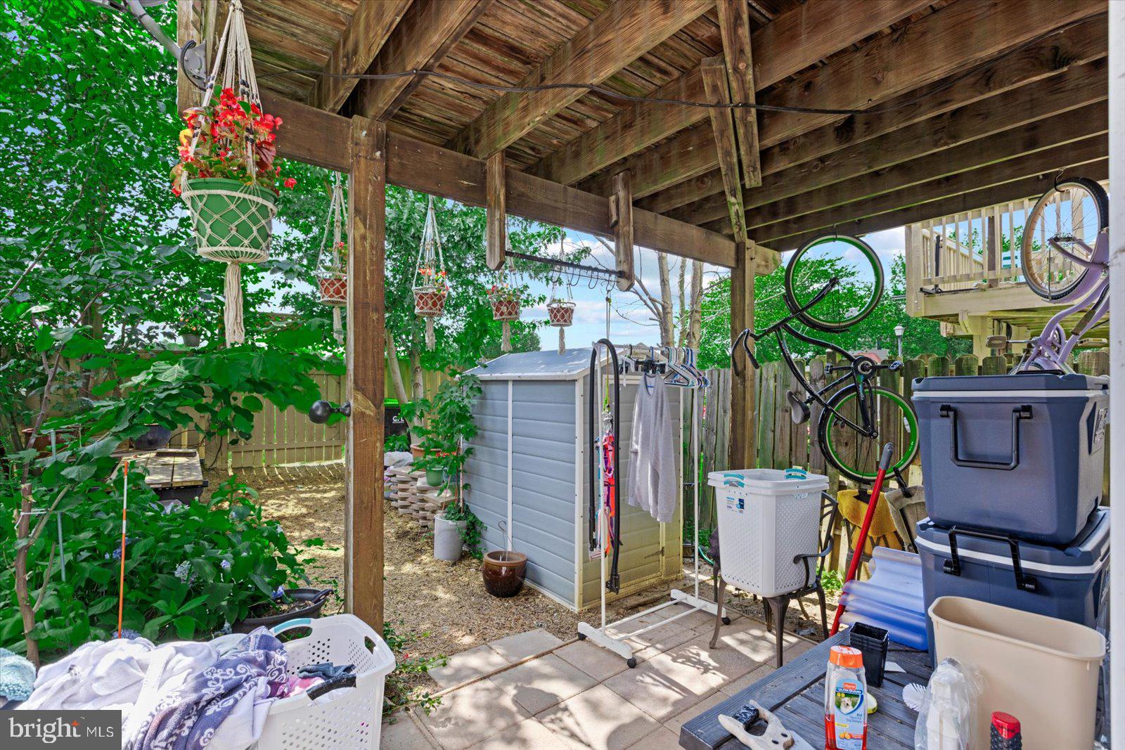 STONE RIVER - Residential