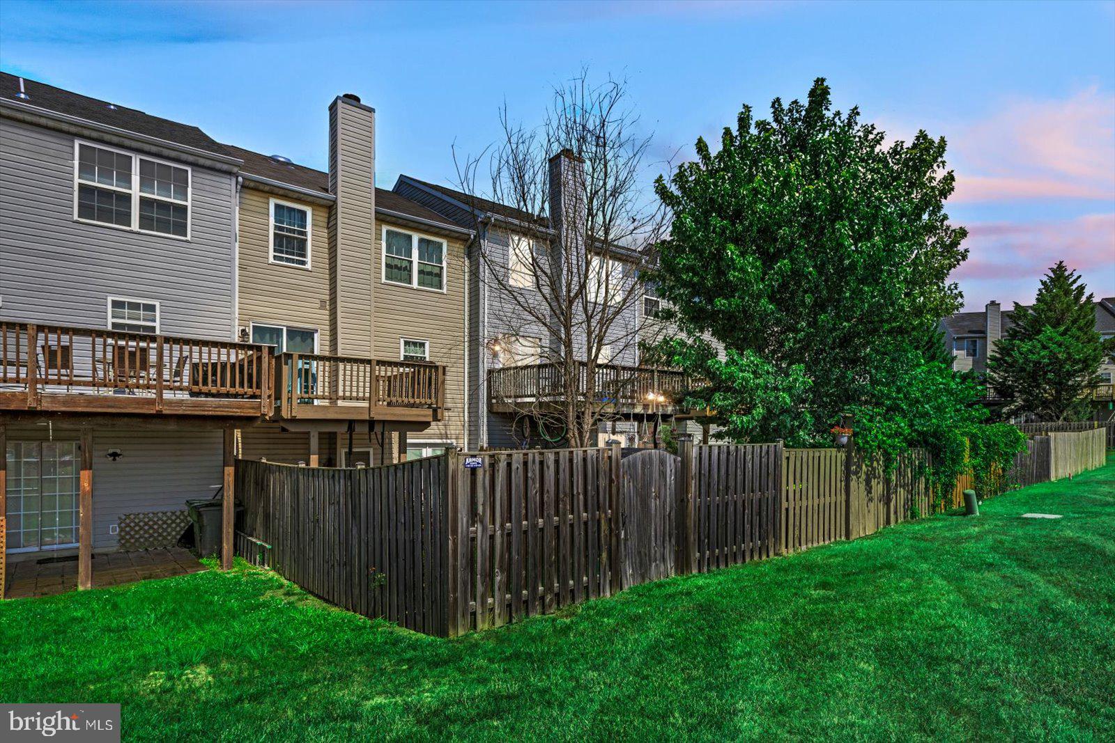 STONE RIVER - Residential