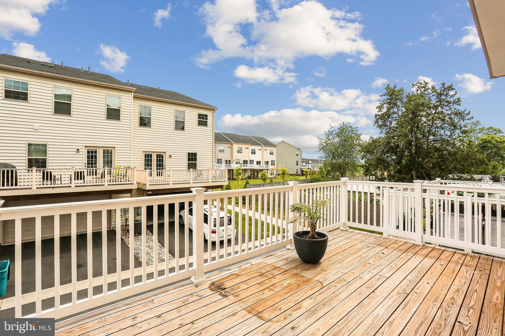 JEFFERSON PLACE - Residential Lease