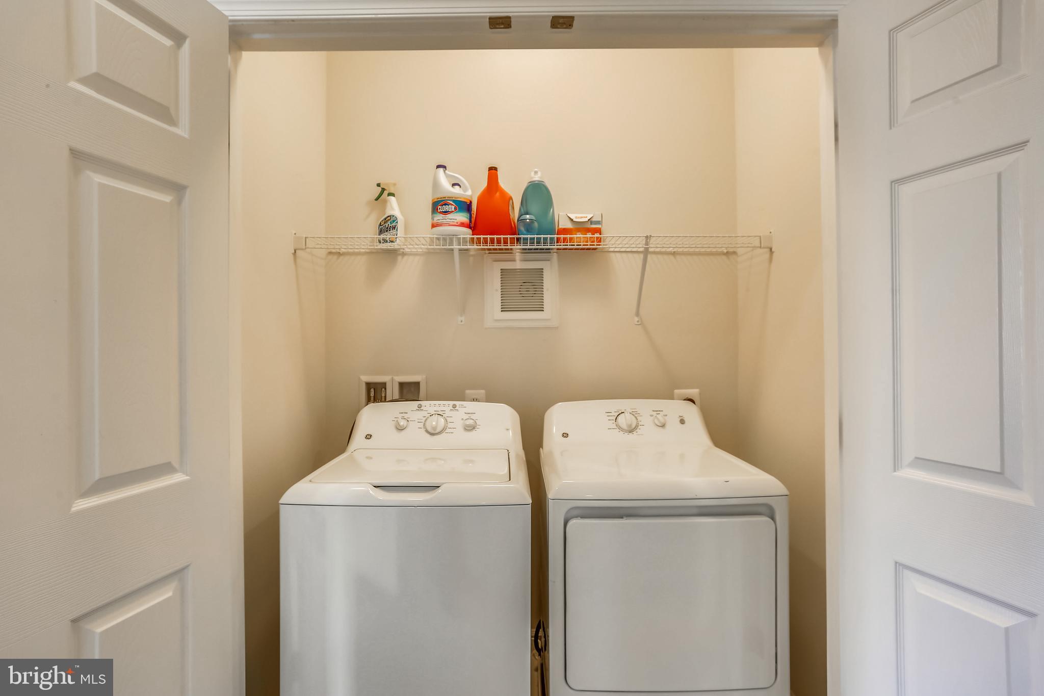 JEFFERSON PLACE - Residential Lease