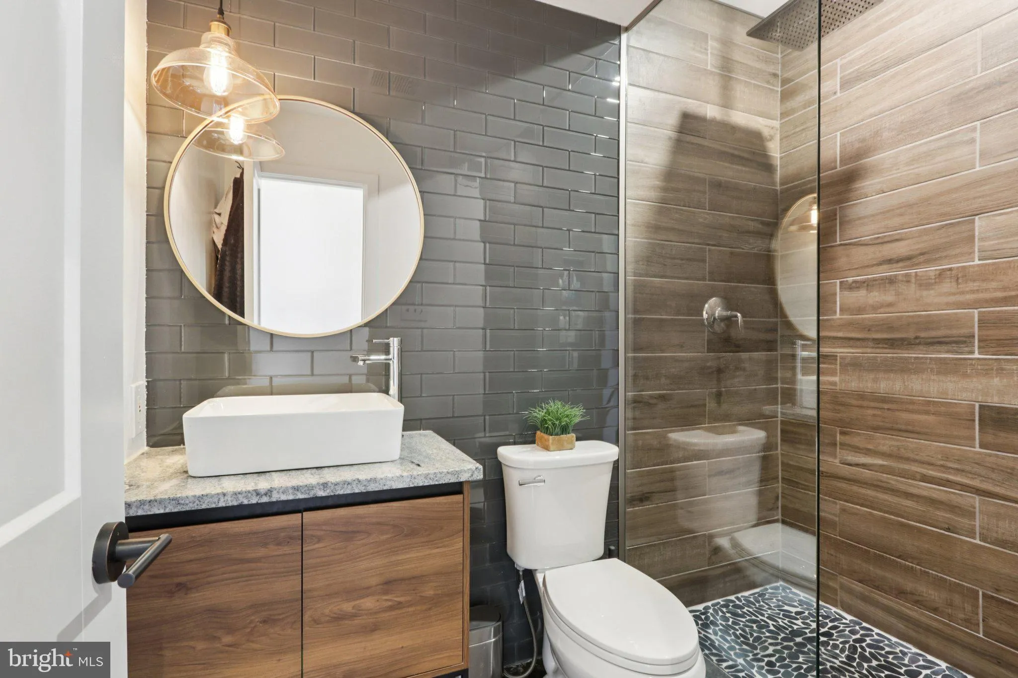 Devon, Pennsylvania 19333, United States, 3 Bedrooms Bedrooms, ,3 BathroomsBathrooms,Residential,Coming Soon,219273