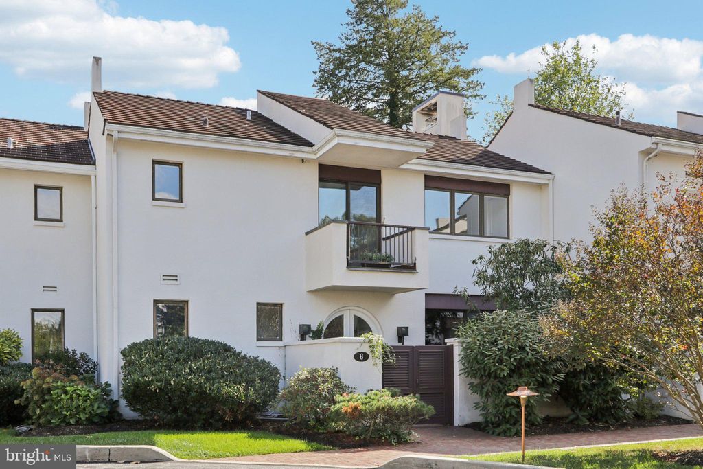 Photo of 6 Avignon, DEVON, PA 19333 (MLS # PACT2110586)