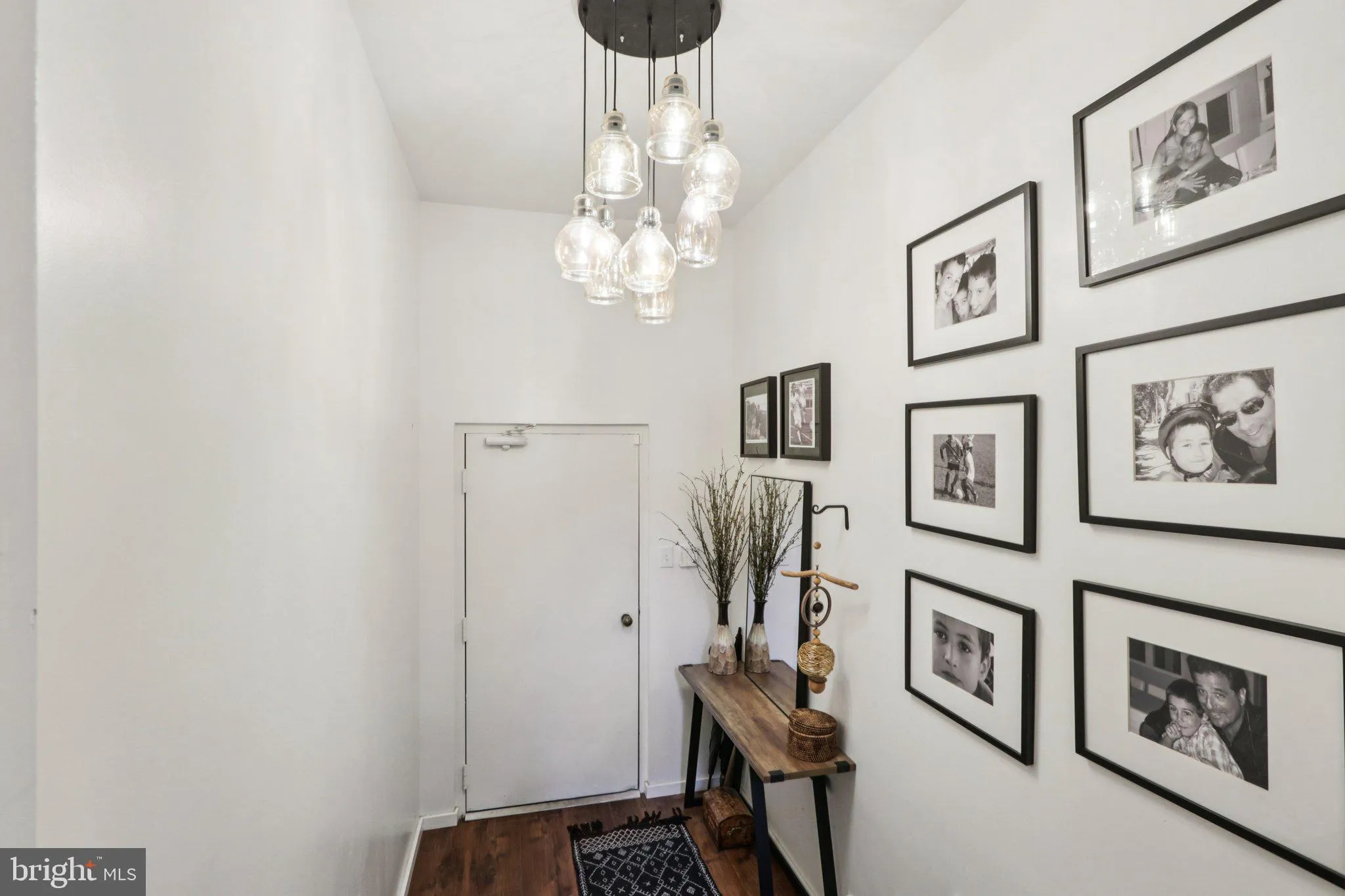 Devon, Pennsylvania 19333, United States, 3 Bedrooms Bedrooms, ,3 BathroomsBathrooms,Residential,Coming Soon,219273