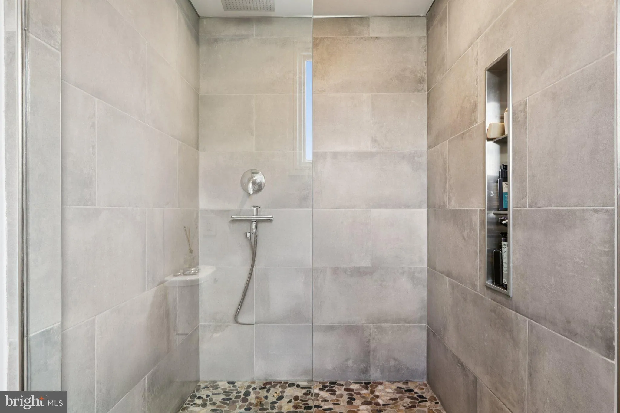 Devon, Pennsylvania 19333, United States, 3 Bedrooms Bedrooms, ,3 BathroomsBathrooms,Residential,Coming Soon,219273