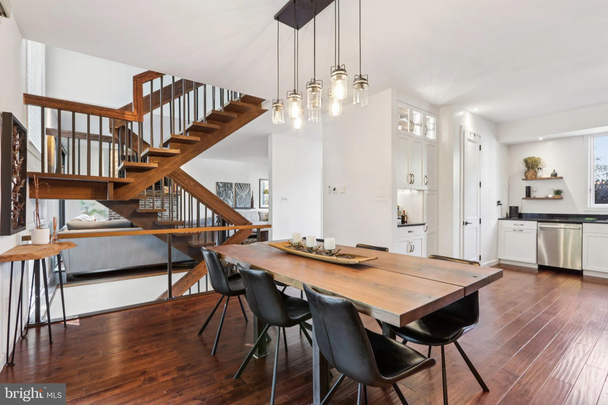 Devon, Pennsylvania 19333, United States, 3 Bedrooms Bedrooms, ,3 BathroomsBathrooms,Residential,Coming Soon,219273