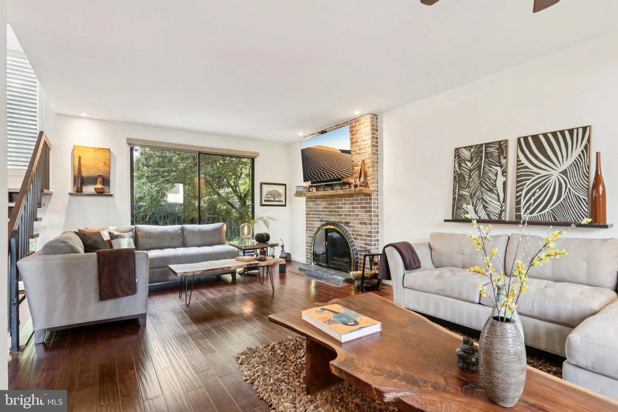 Devon, Pennsylvania 19333, United States, 3 Bedrooms Bedrooms, ,3 BathroomsBathrooms,Residential,Coming Soon,219273