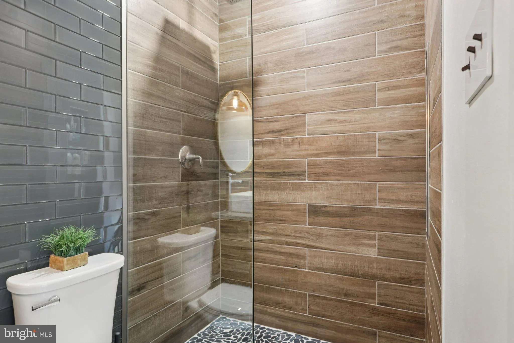 Devon, Pennsylvania 19333, United States, 3 Bedrooms Bedrooms, ,3 BathroomsBathrooms,Residential,Coming Soon,219273