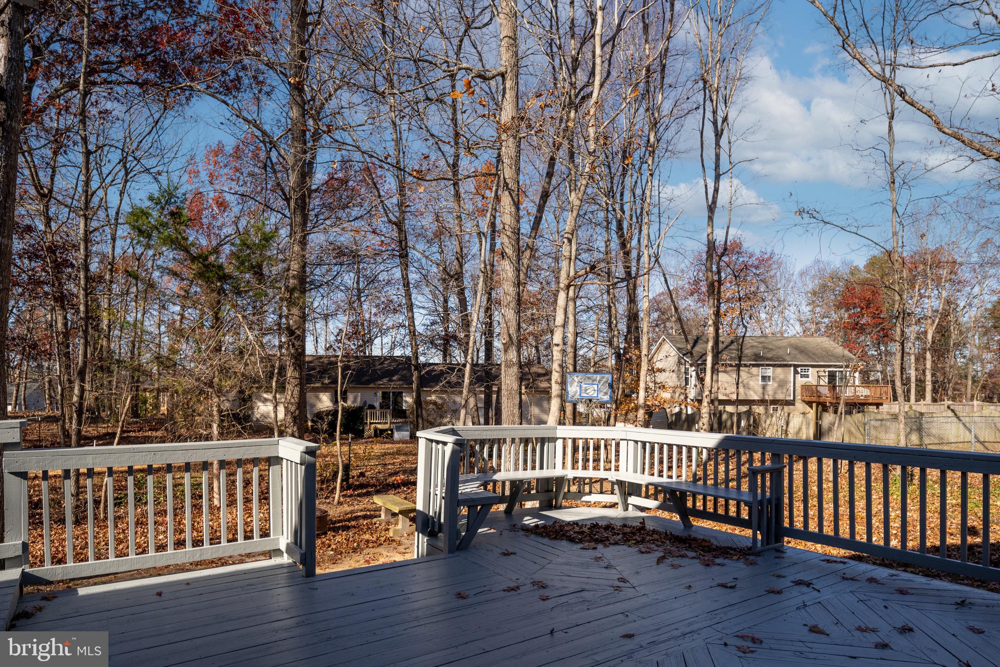 LAKE WILDERNESS - Residential