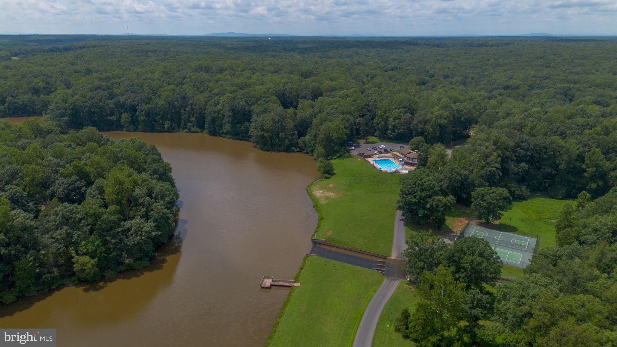 LAKE WILDERNESS - Residential
