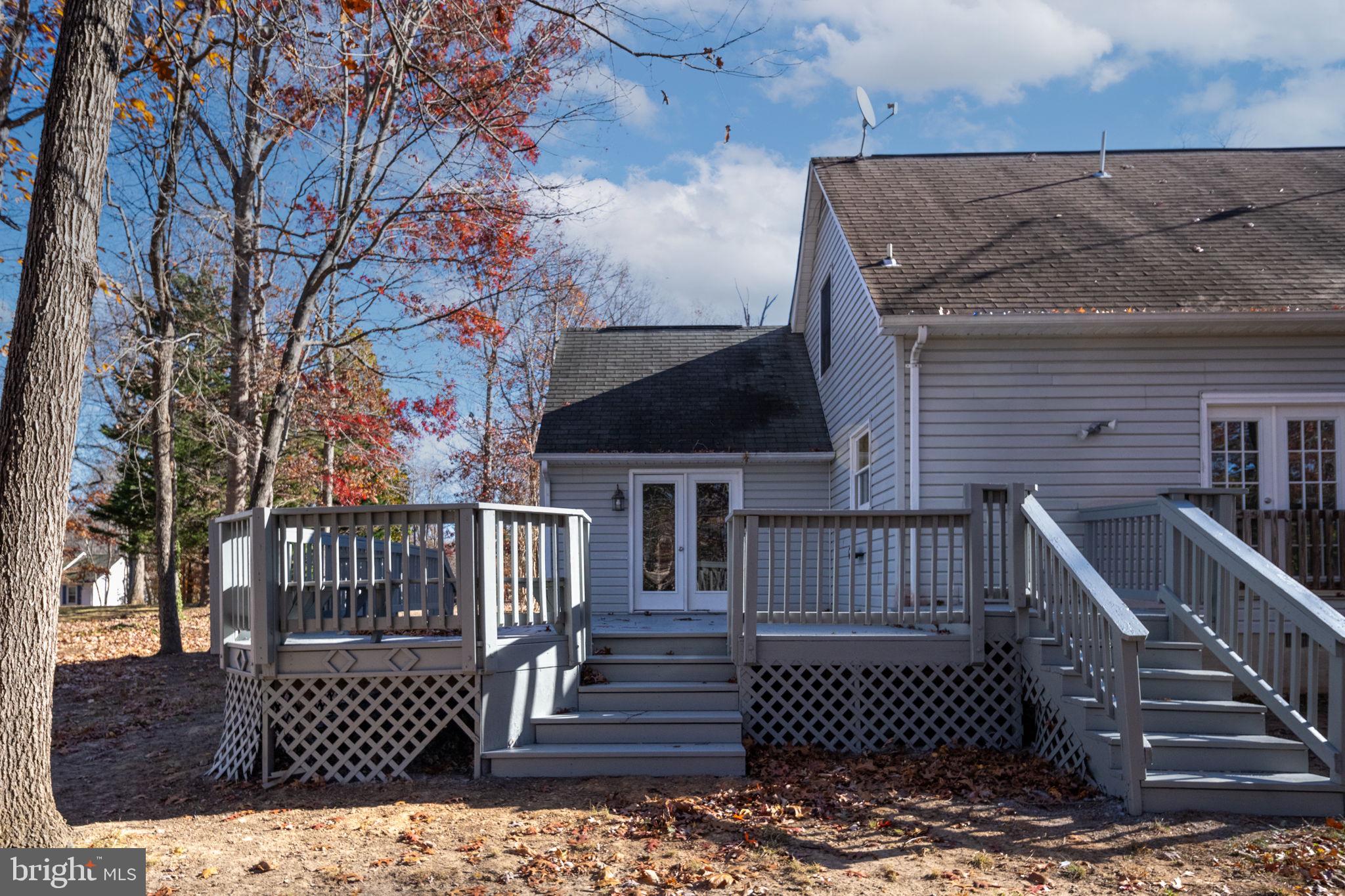 LAKE WILDERNESS - Residential