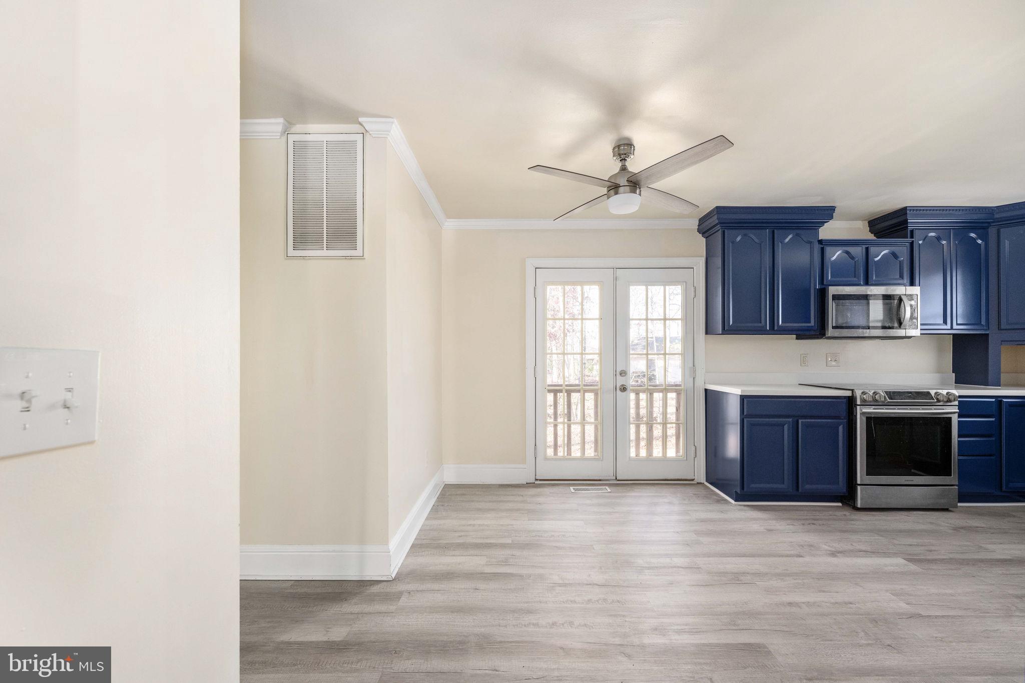 LAKE WILDERNESS - Residential