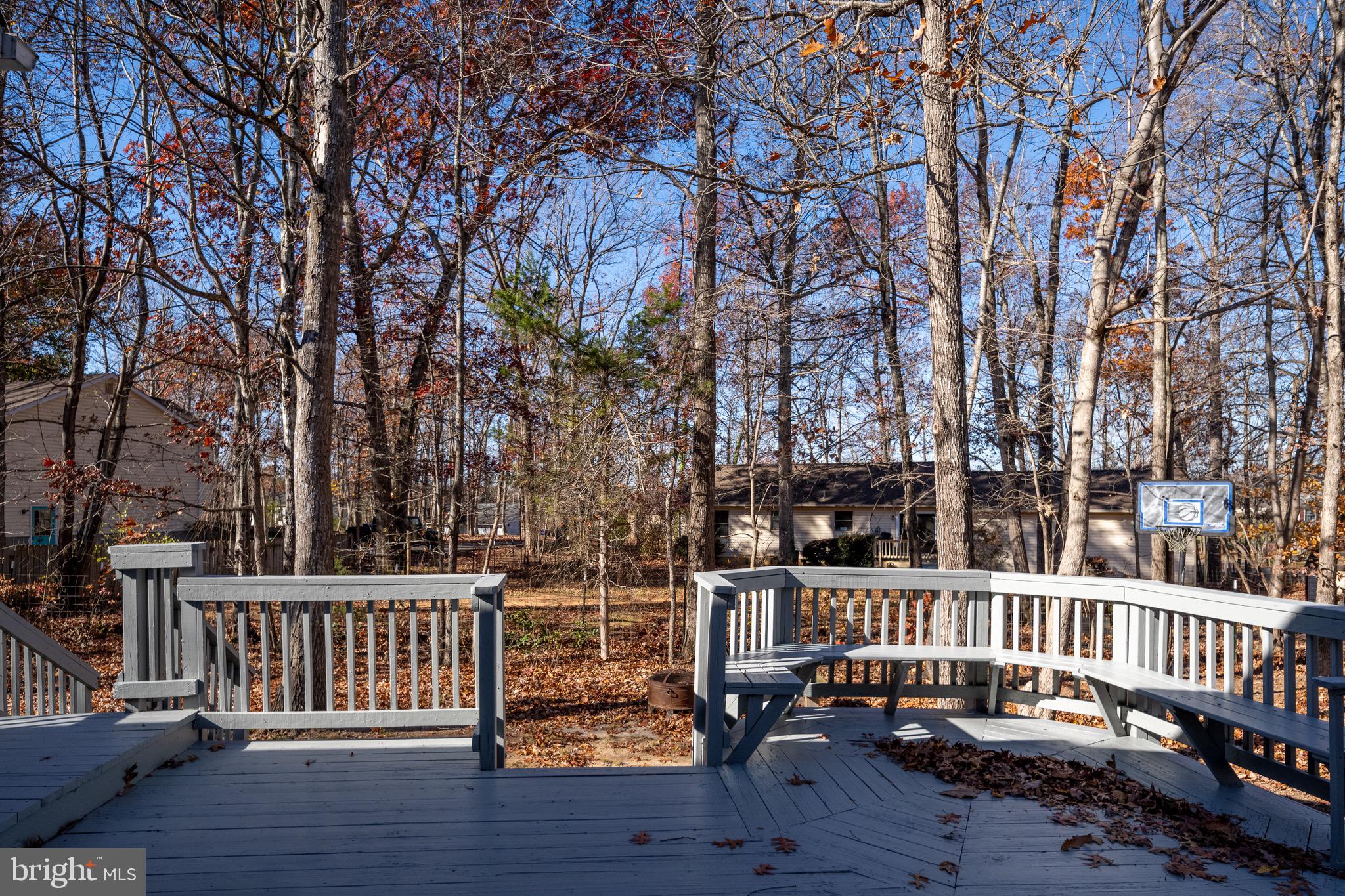 LAKE WILDERNESS - Residential