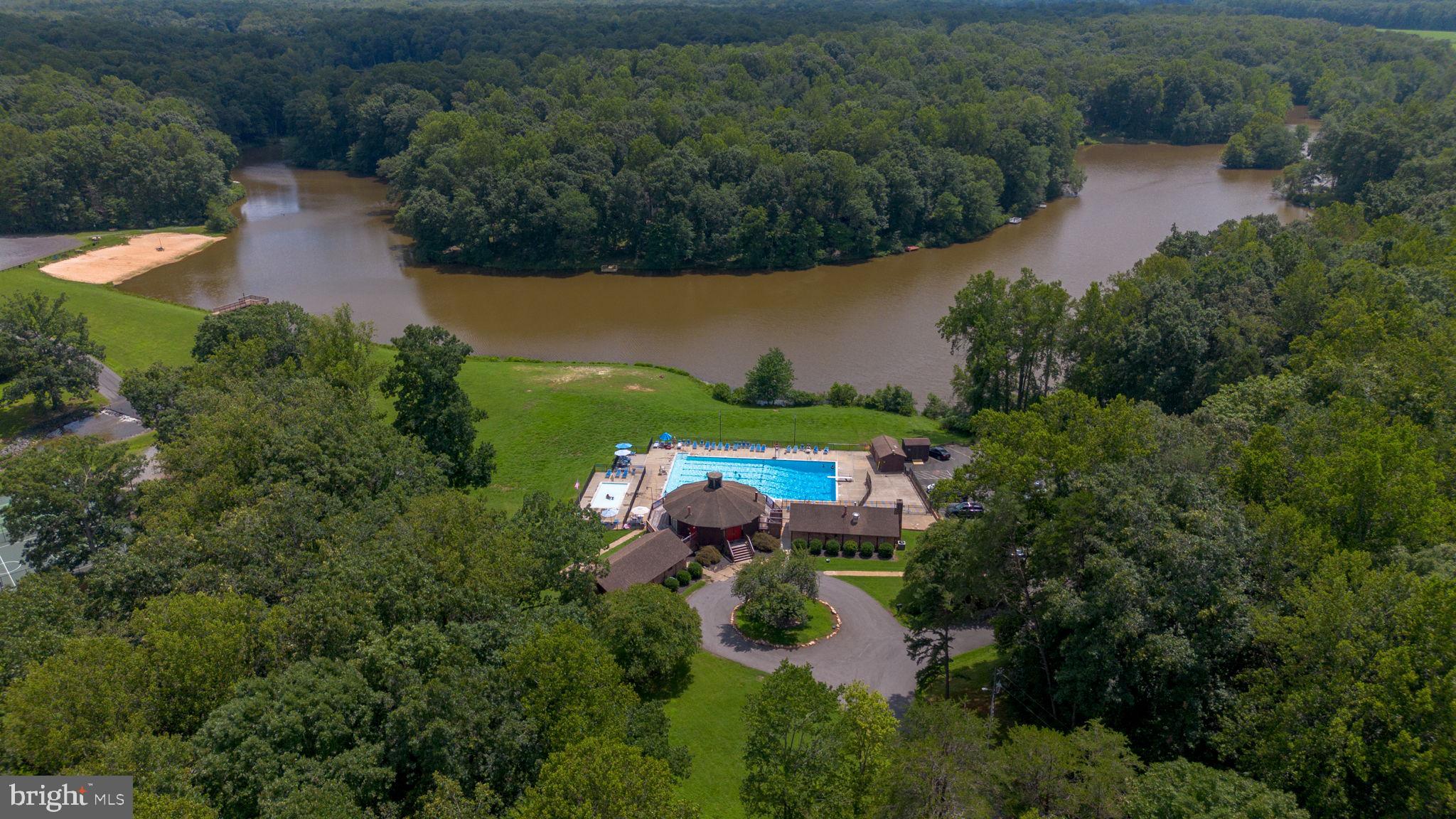 LAKE WILDERNESS - Residential