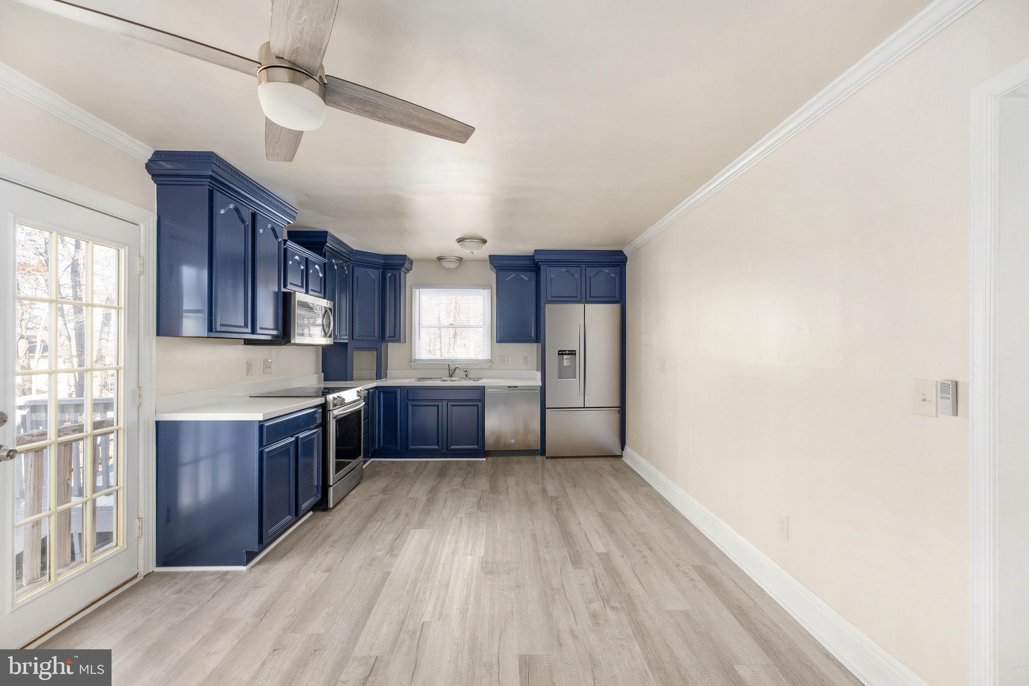 LAKE WILDERNESS - Residential