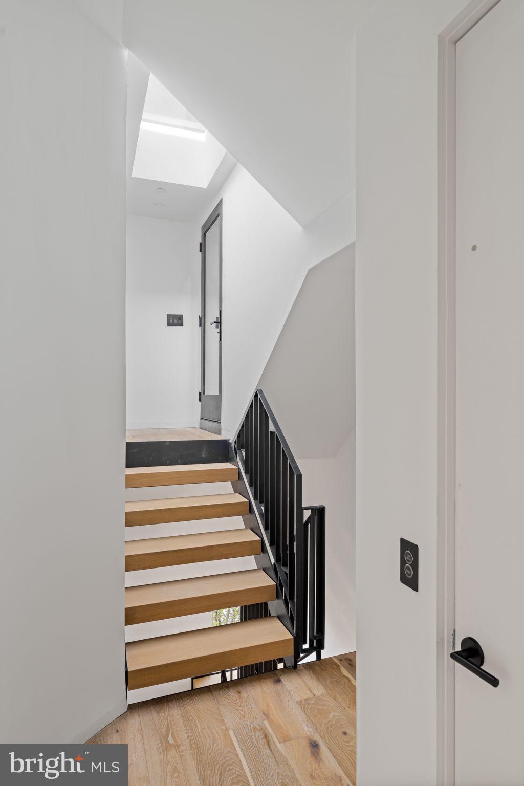 GRADUATE HOSPITAL - Residential