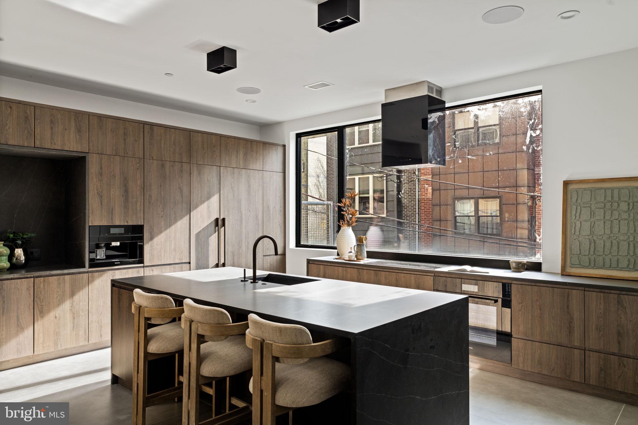 GRADUATE HOSPITAL - Residential