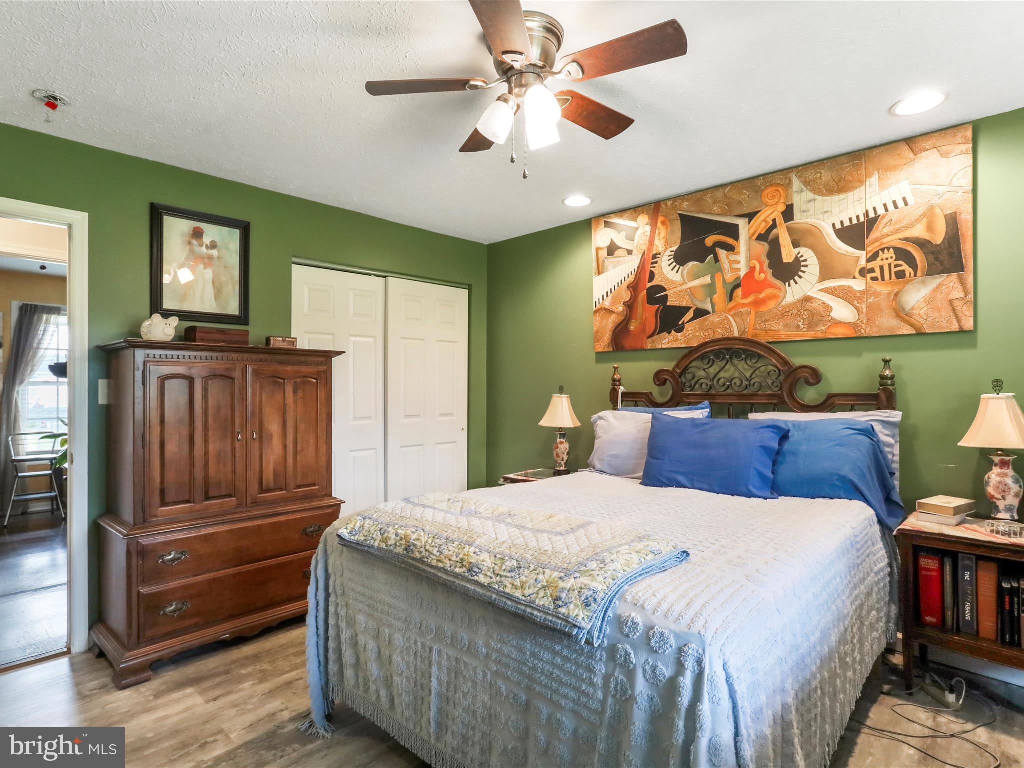 HEATHER CREST - Residential