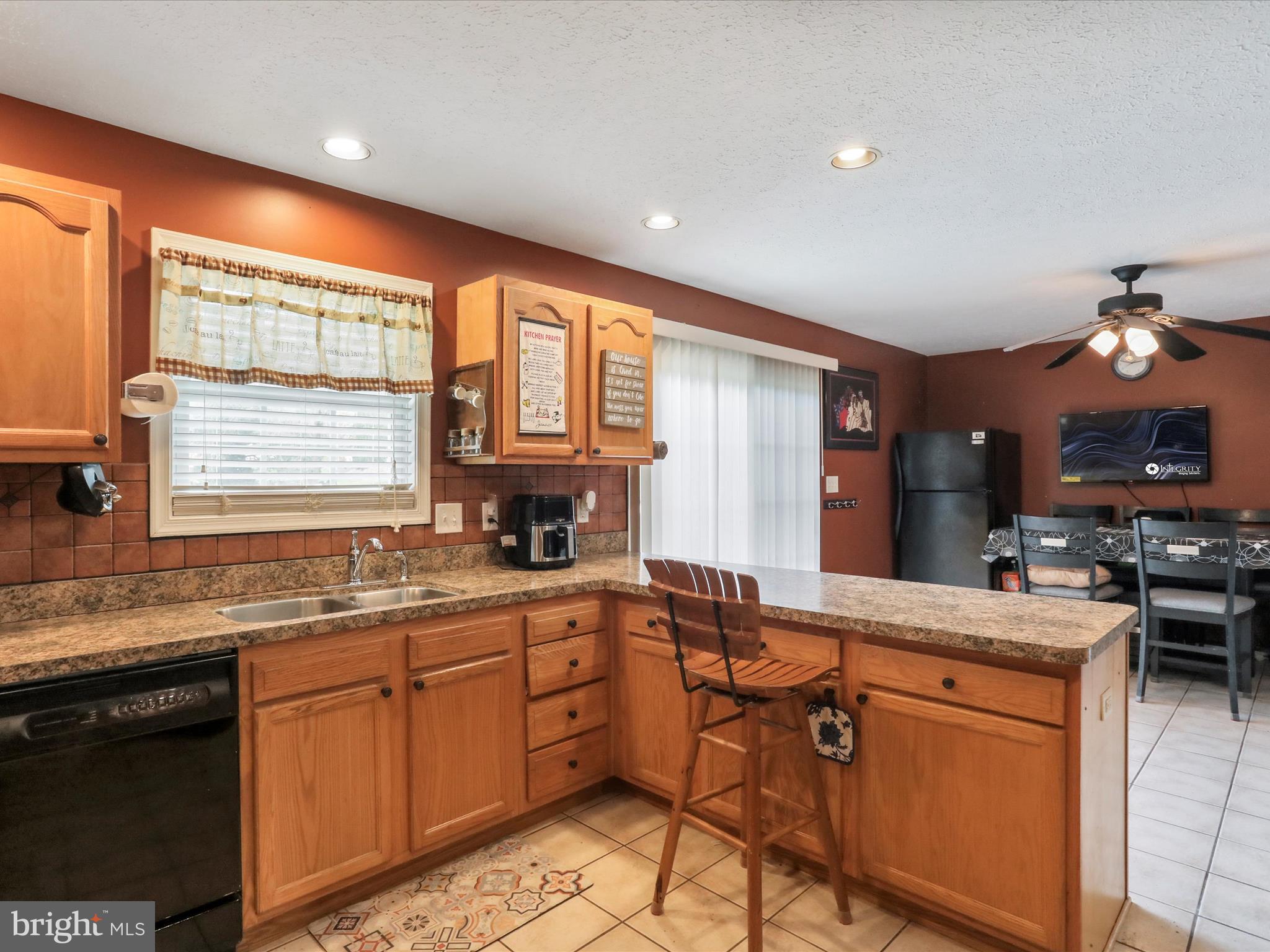 HEATHER CREST - Residential