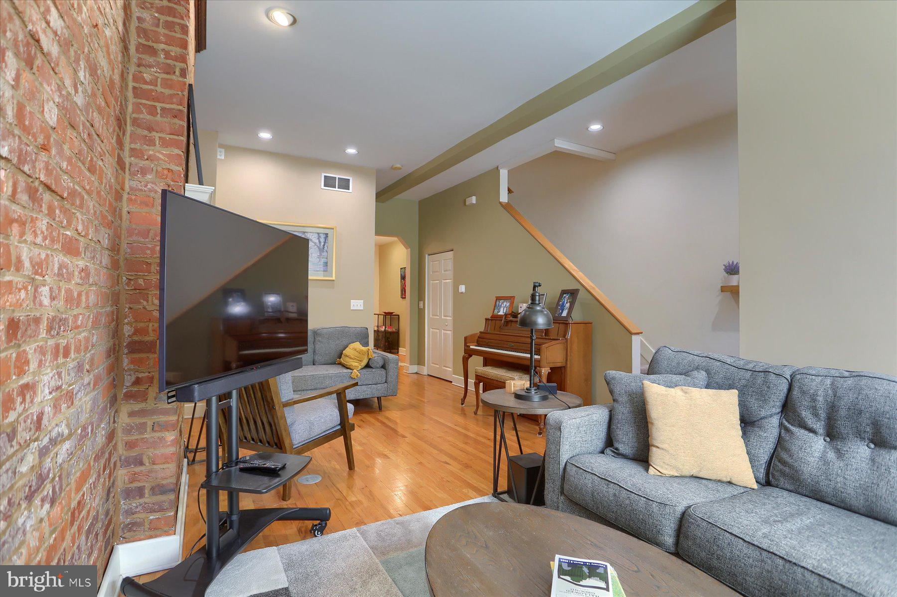 MIDTOWN HARRISBURG - Residential