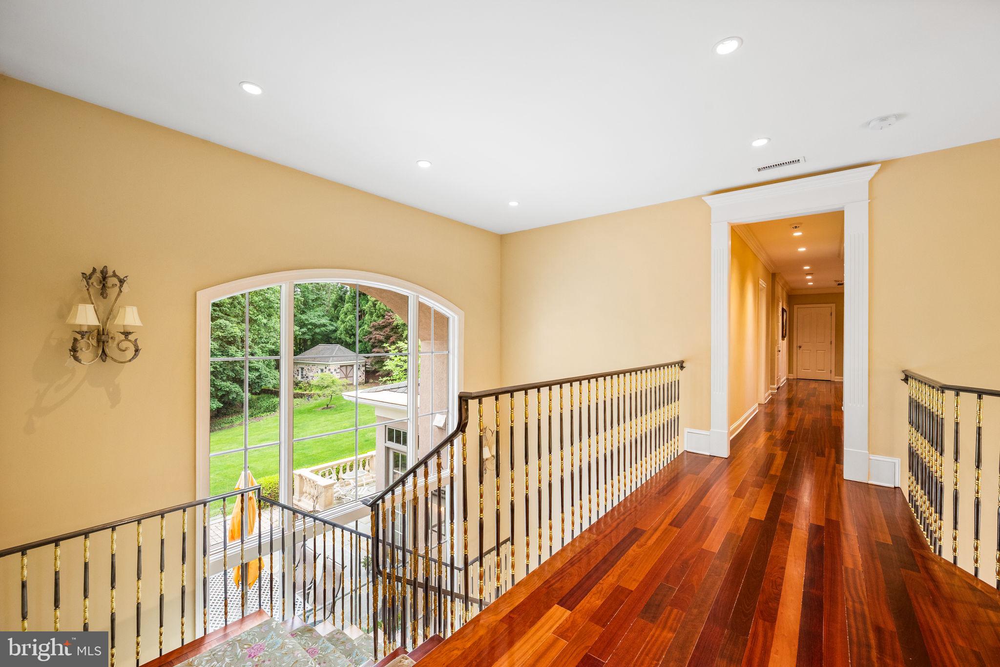 WHITEHORSE MEADOWS - Residential