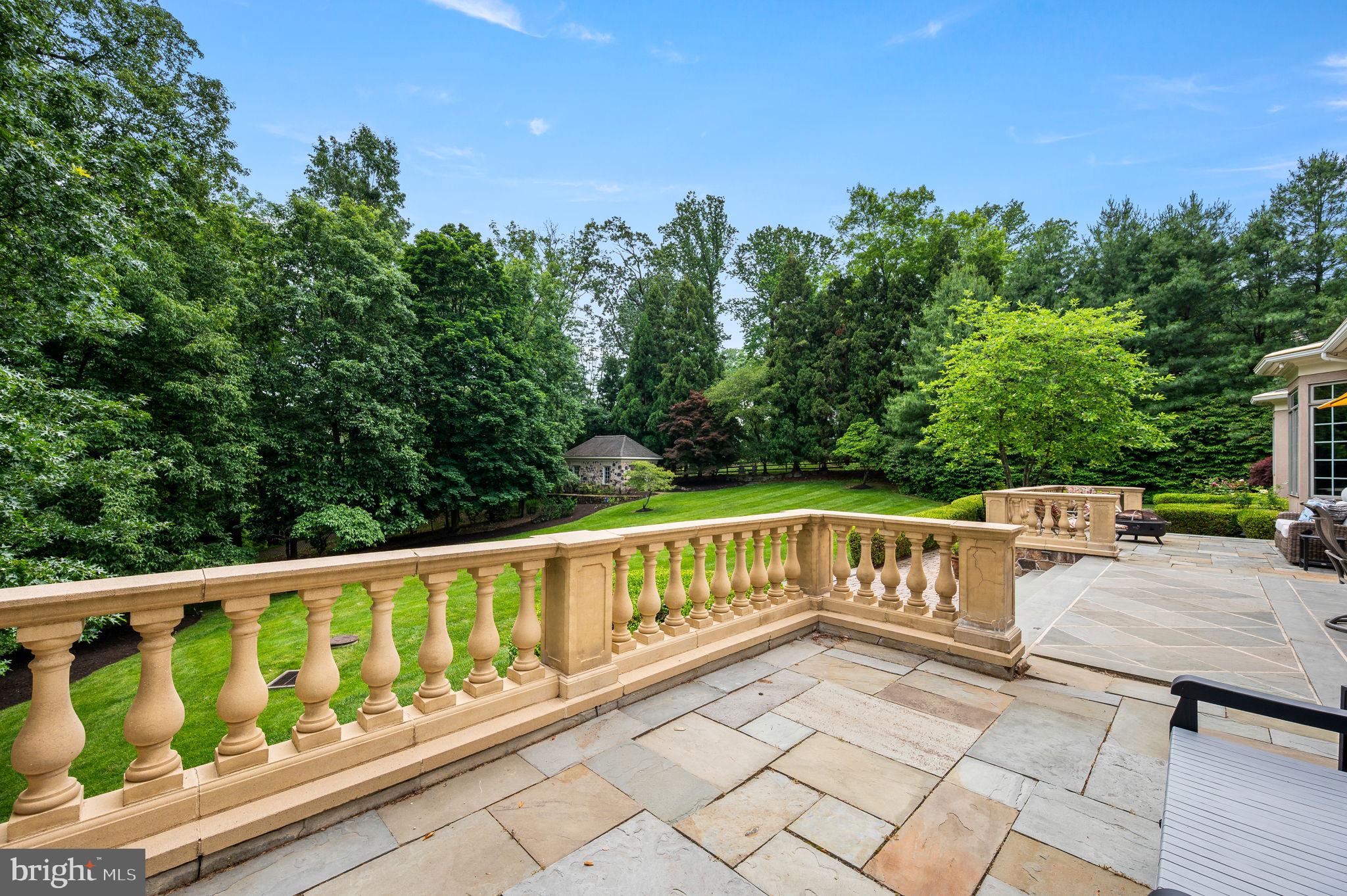 WHITEHORSE MEADOWS - Residential