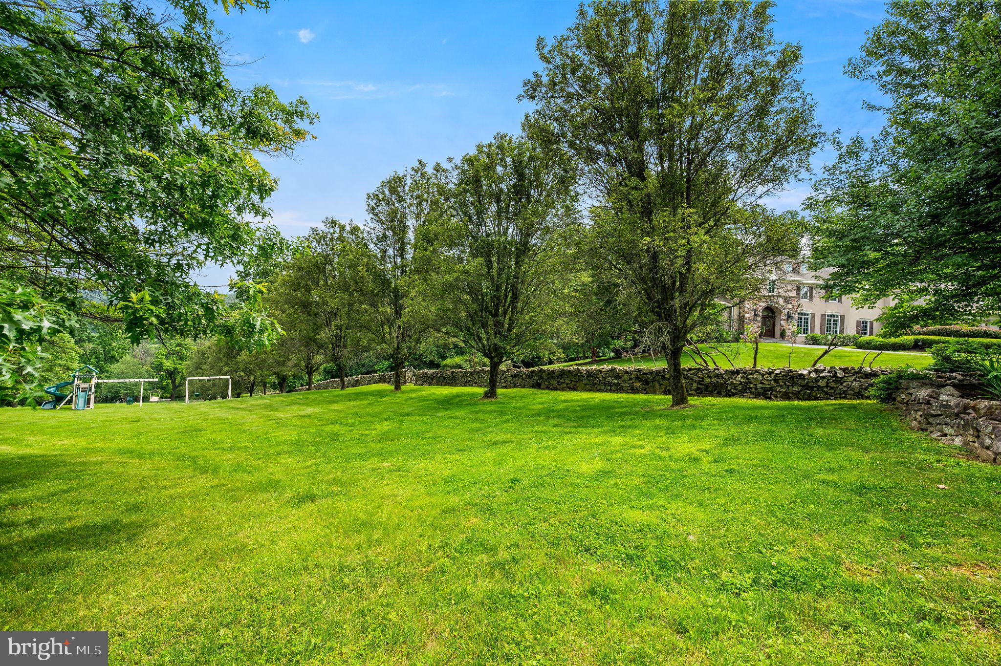 WHITEHORSE MEADOWS - Residential