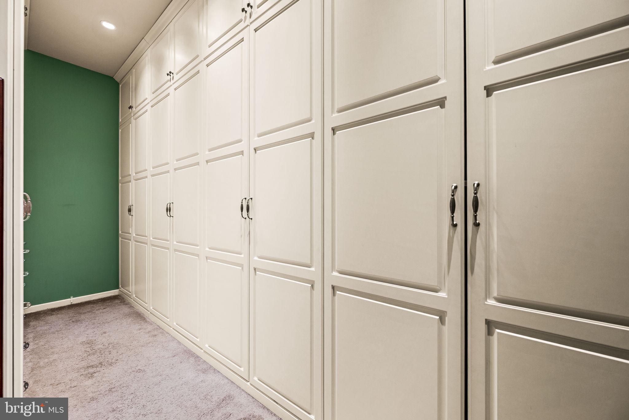 WHITEHORSE MEADOWS - Residential