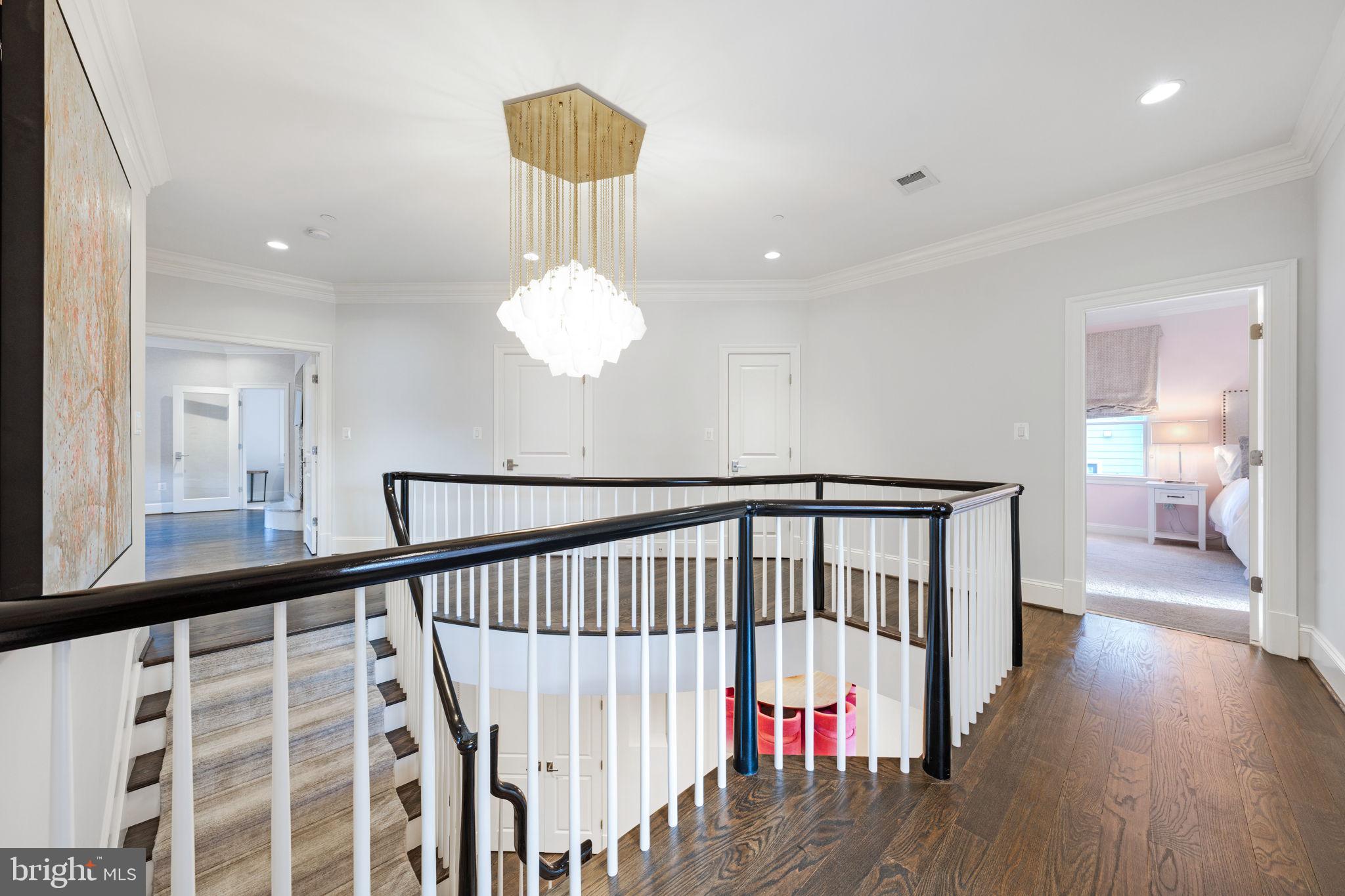 BRADMOOR - Residential