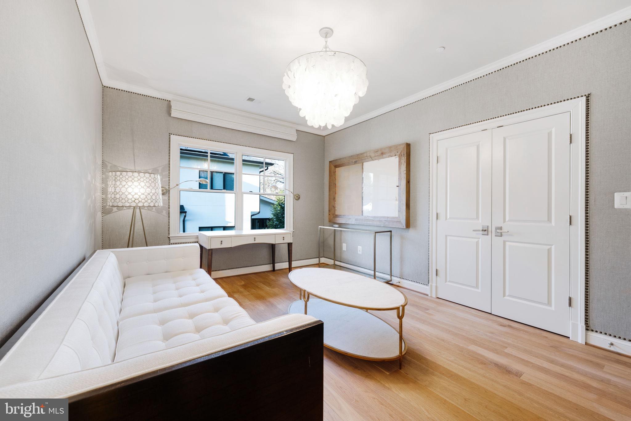 BRADMOOR - Residential