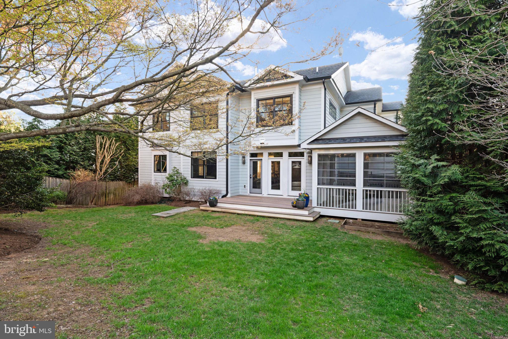 BRADMOOR - Residential