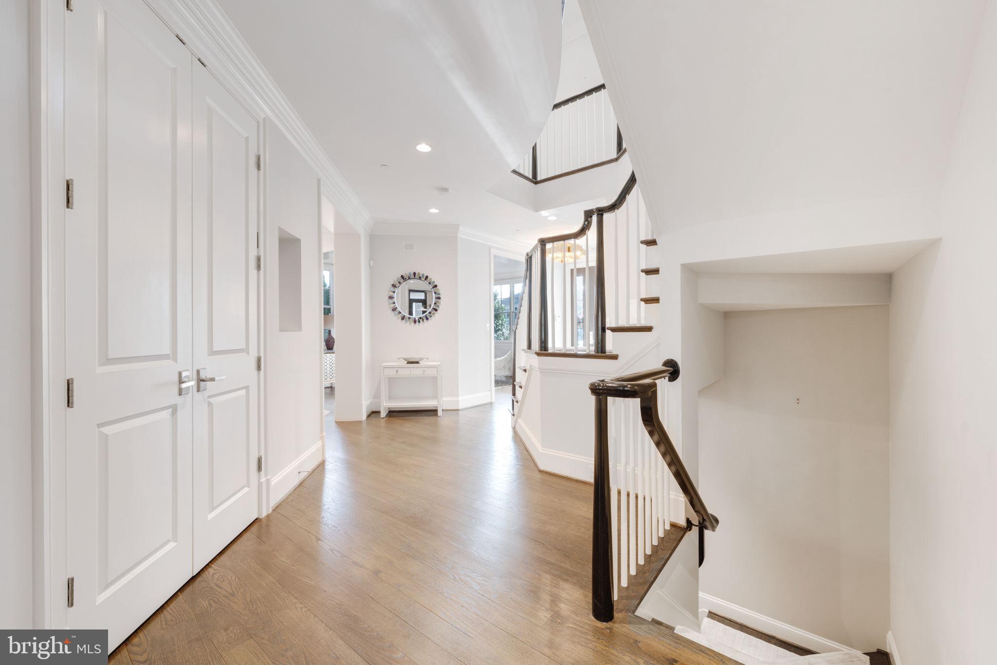 BRADMOOR - Residential