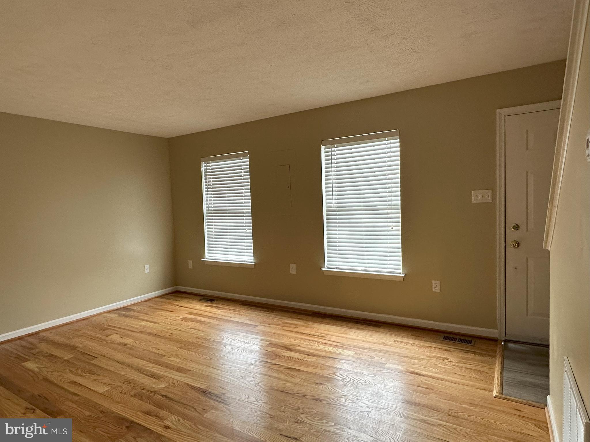 BROOKLAND HEIGHTS - Residential Lease