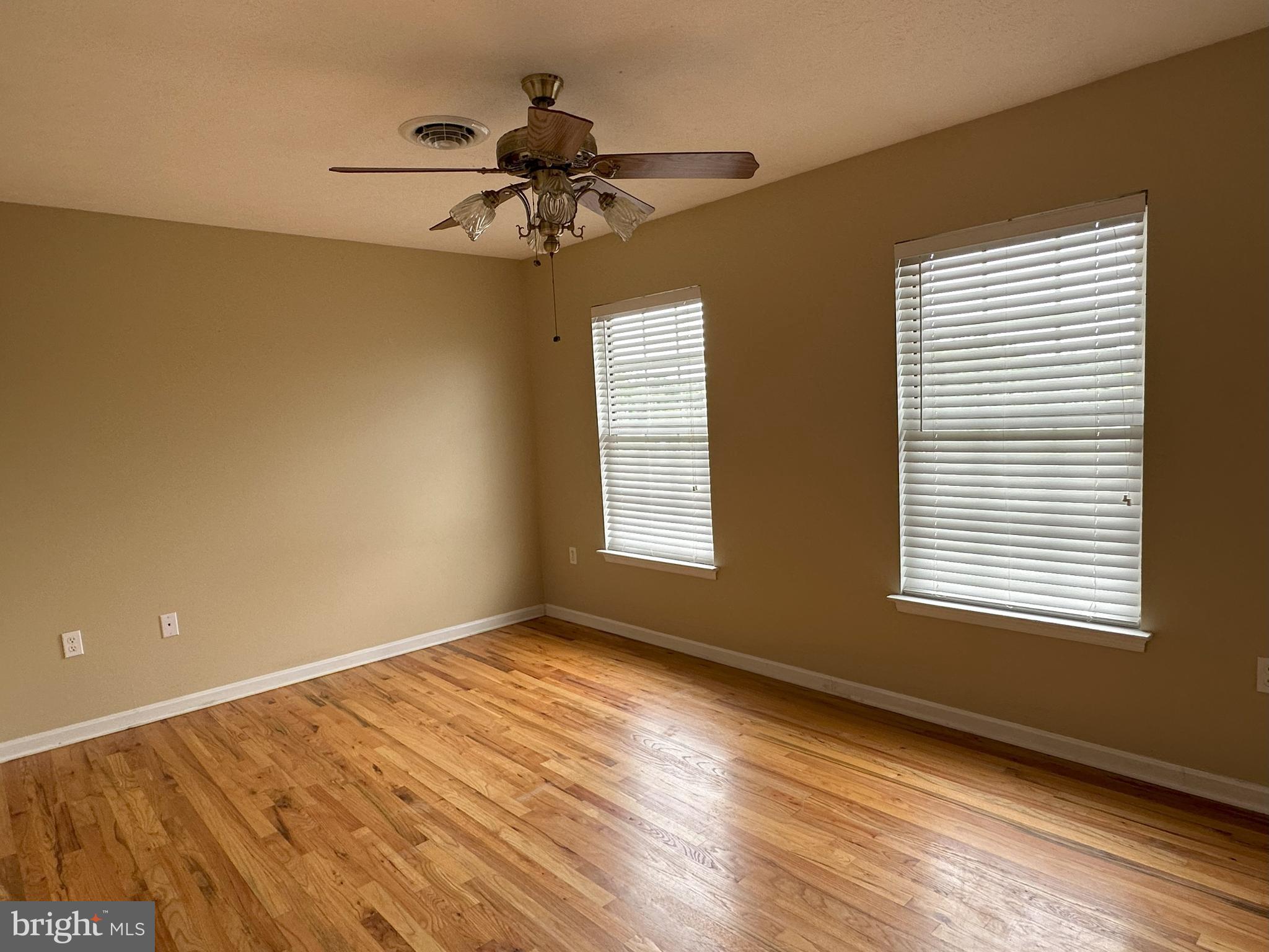 BROOKLAND HEIGHTS - Residential Lease