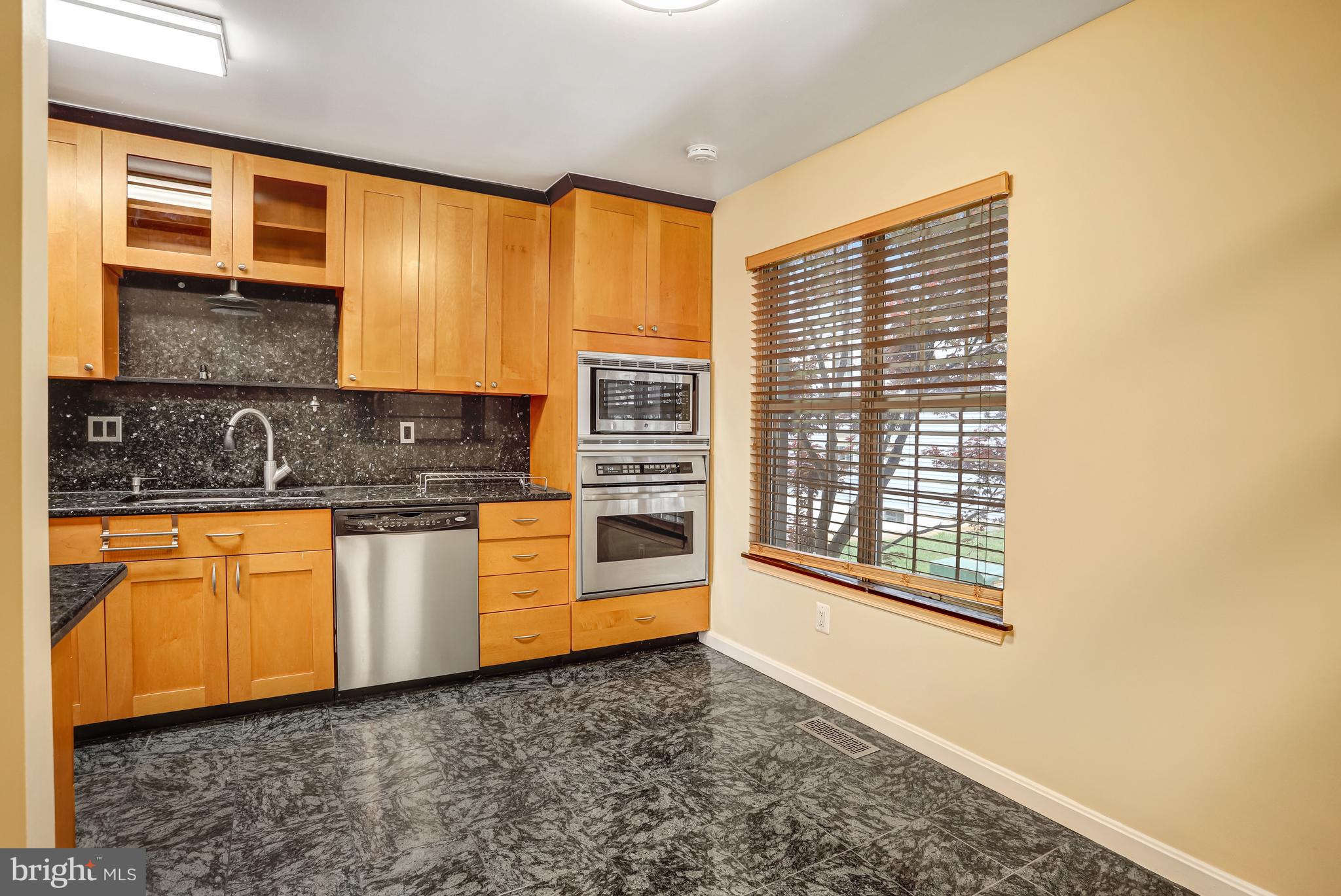 GOSHEN VILLAGE - Residential Lease