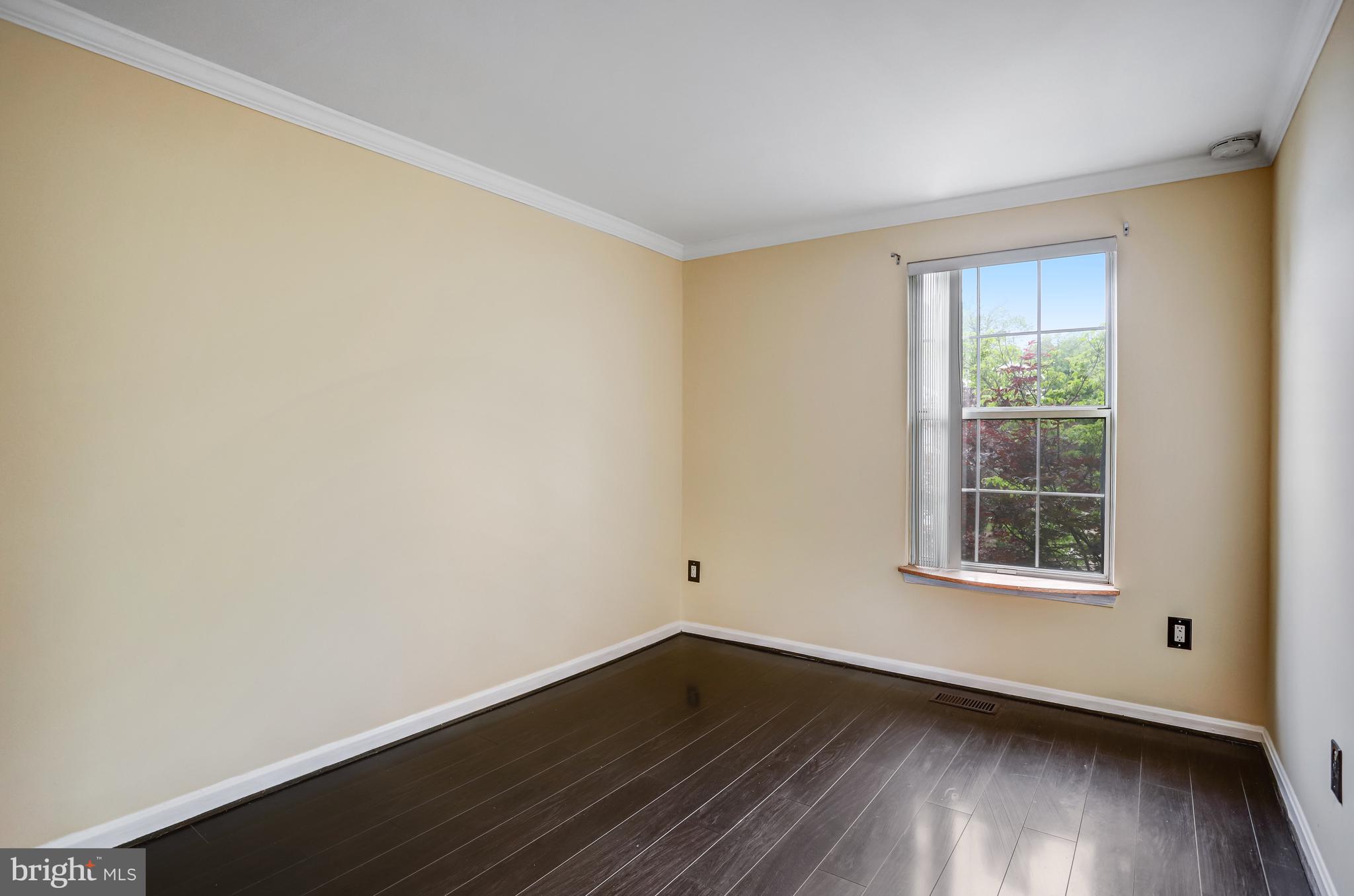 GOSHEN VILLAGE - Residential Lease