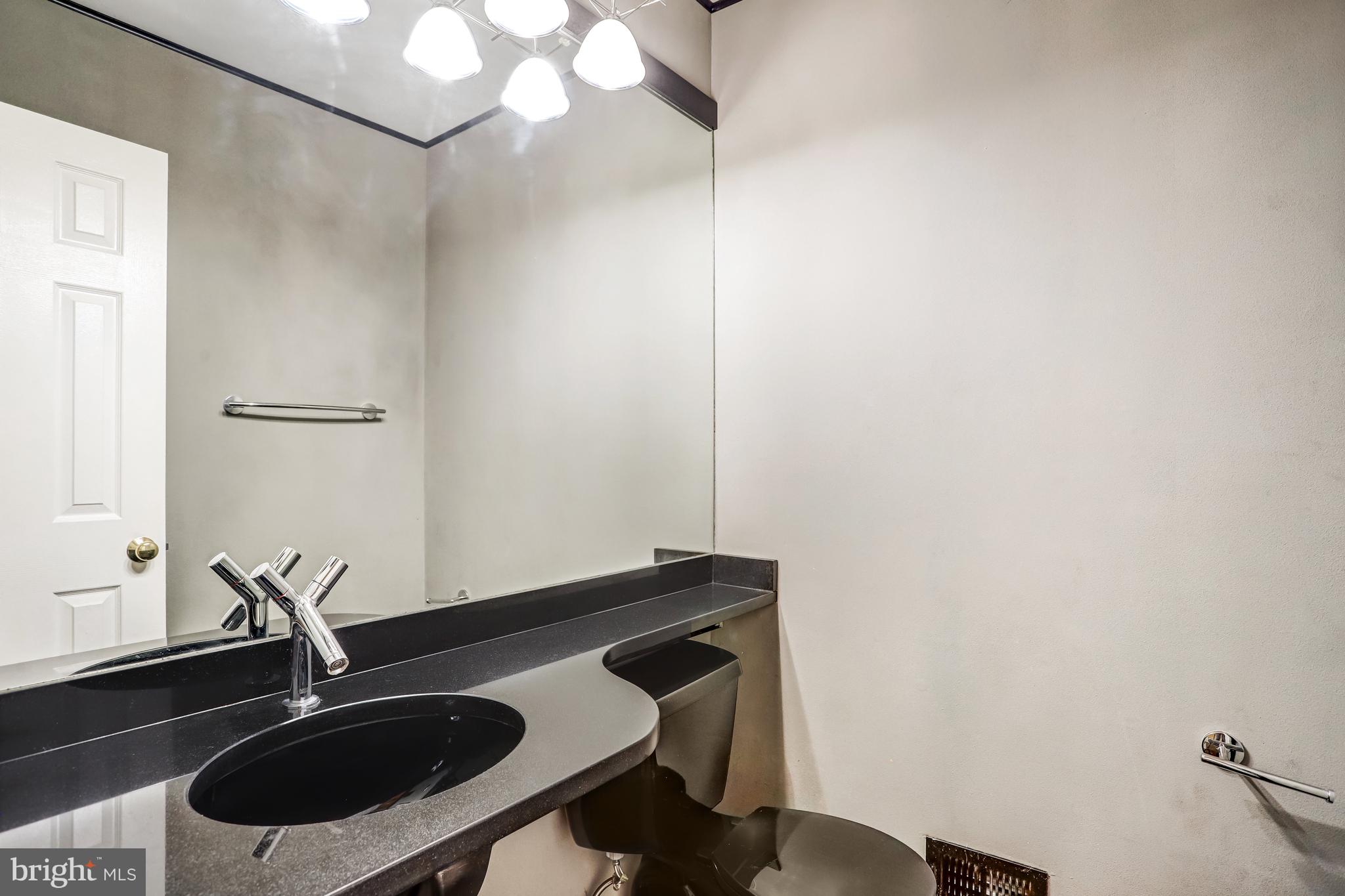 GOSHEN VILLAGE - Residential Lease