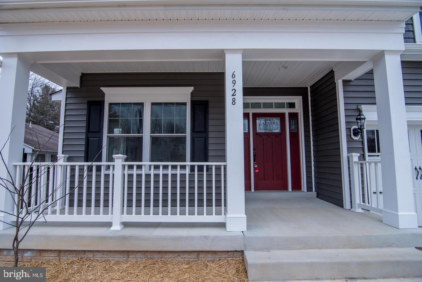 6928 REGENT LANE