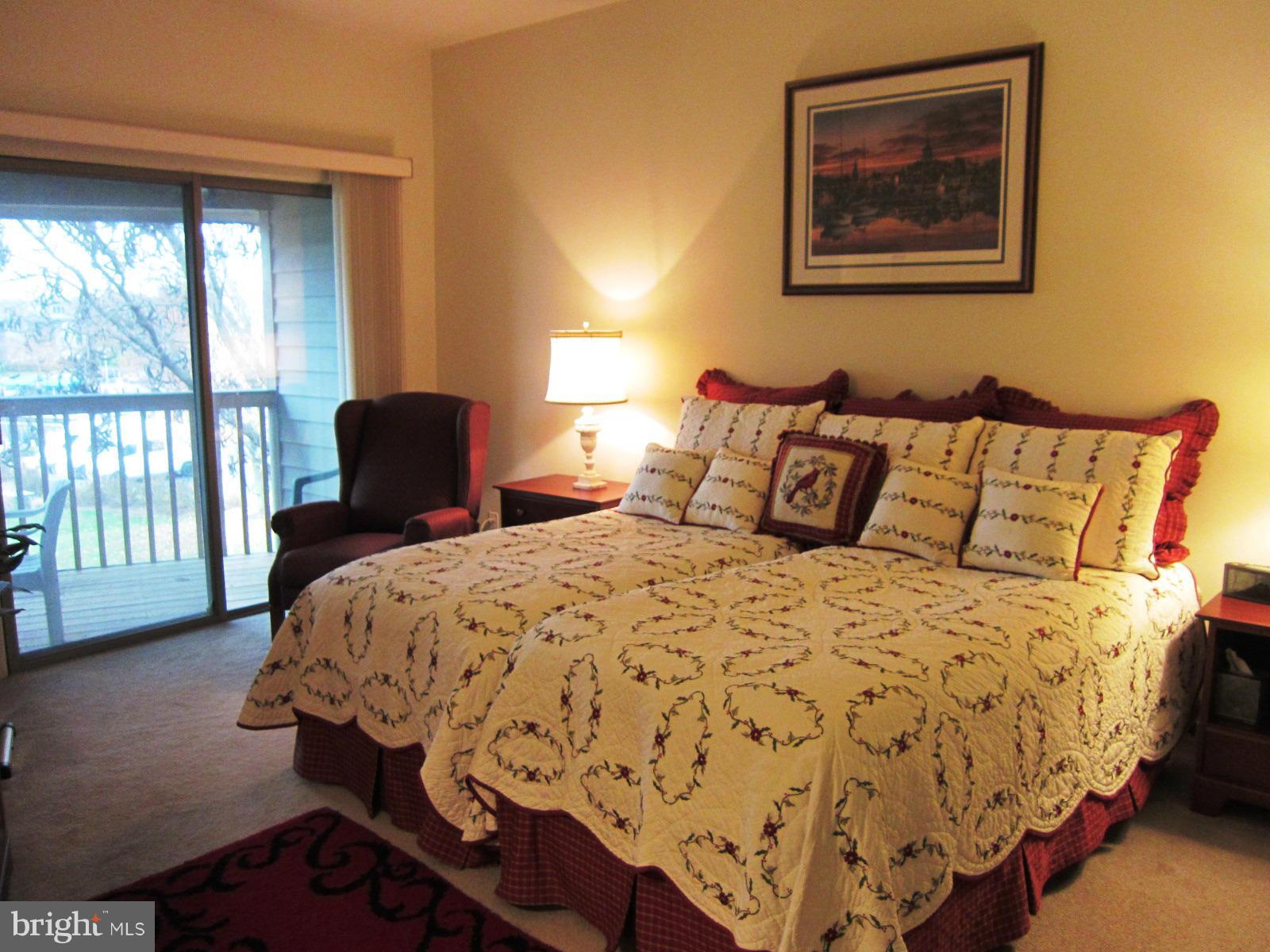 CHESAPEAKE HARBOUR - Residential